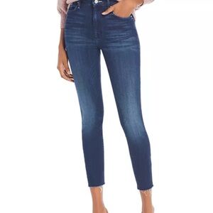 MOTHER Highwaisted Looker Ankle Fray Superior Jeans in Tongue and Chic 29